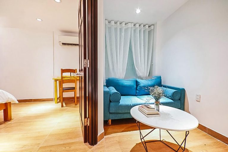 [:en]Cozy apartment with simple design in District 3[:vi]Căn hộ 1 phòng ngủ ấm cúng với thiết kế đơn giản