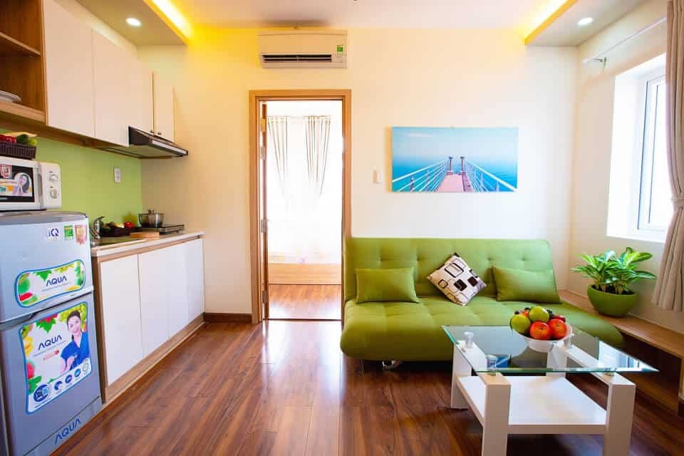 [:en]Serviced apartment 2 bedrooms with balcony in District 1[:vi]Căn hộ dịch vụ 2 phòng ngủ có ban công phường Tân Định[:]