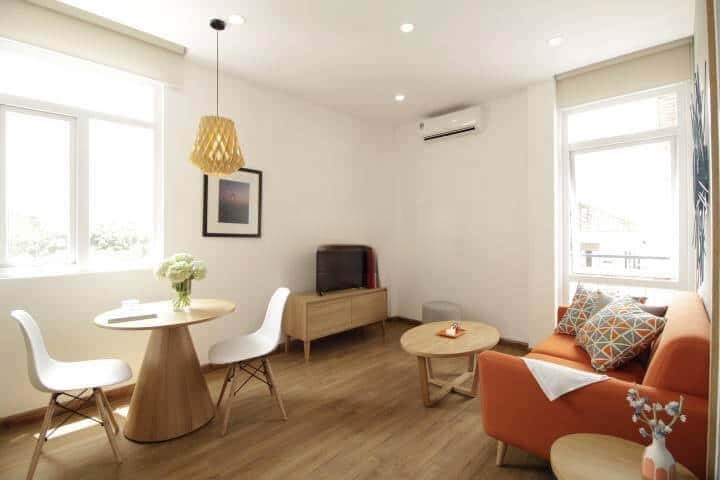 [:en]Nice design separate bedroom with window in District 1[:vi]1 phòng ngủ riêng biệt