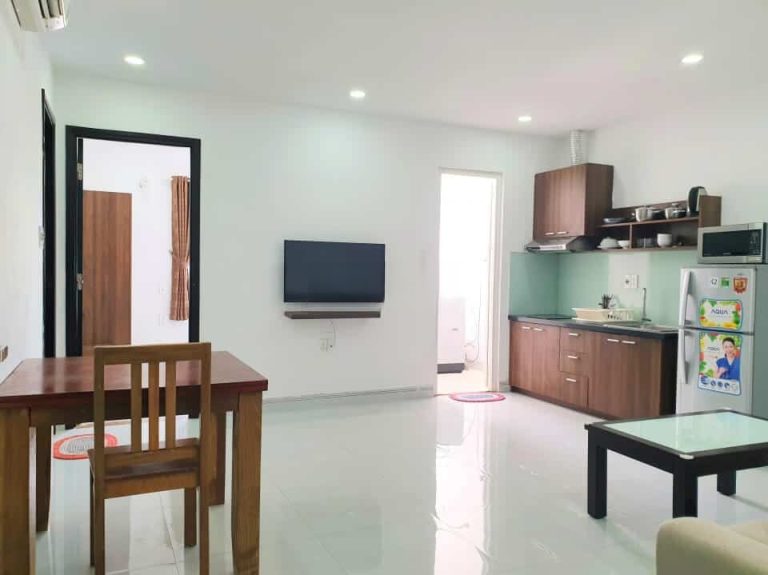 [:en]Spacious separate bedroom in Tan Binh District[:vi]Căn hộ rộng rải