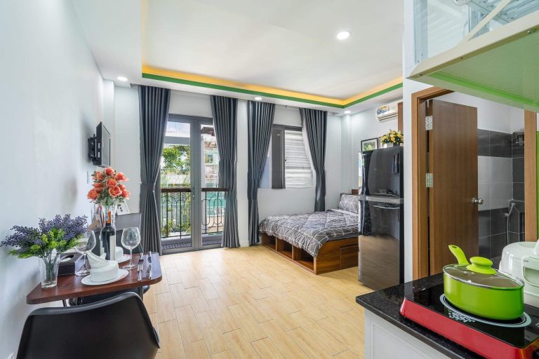 [:en]Nice studio fully furnished with balcony in Binh Thanh district[:vi]Căn hộ ban công