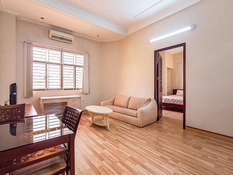 [:en]1 Separated bedroom with a bath near the Independence Palace[:vi]1 Phòng ngủ riêng biệt có bồn tắm gần Dinh Độc Lập[:]