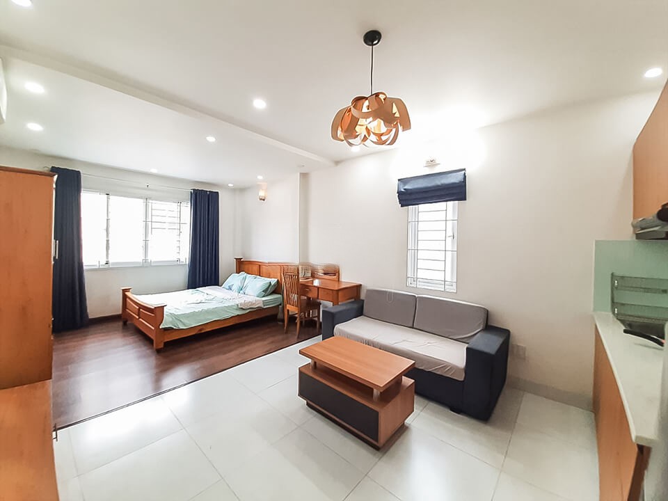 [:en]Cozy studio with good price in District 1[:vi]Studio tiện nghi có giá tốt tại Quận 1[:]