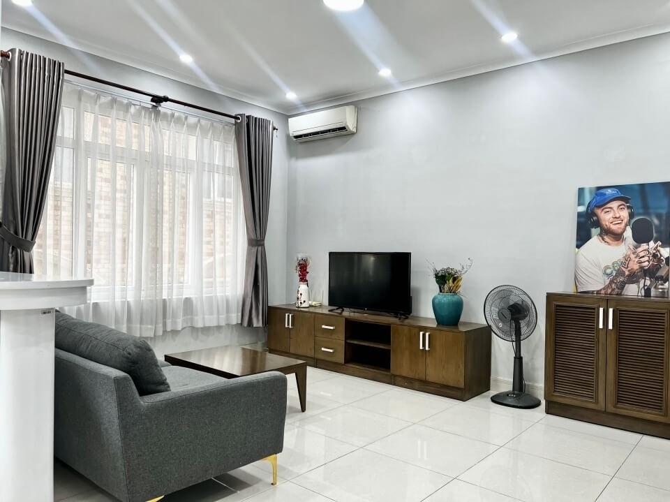 [:en]2-bedroom apartment has balcony and rooftop pool in Thao Dien[:vi]Căn hộ 2 phòng ngủ có ban công và hồ bơi tại Thảo Điền