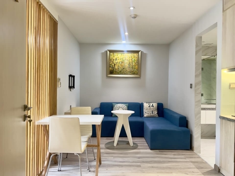 [:en]Bright 1-bedroom apartment has a balcony on Nguyen Cuu Van Street[:vi]Căn hộ 1 phòng ngủ tiện nghi có ban công đường Nguyễn Cửu Vân[:]