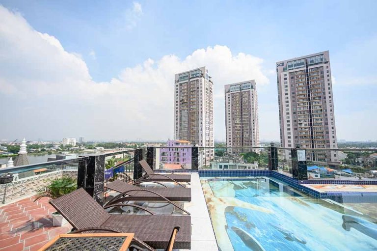 [:en]Bright 3BR serviced apartment with gym and pool in district 2[:vi]Căn hộ 3 phòng ngủ hiện đại và tiện nghi tại Thảo Điền[:]