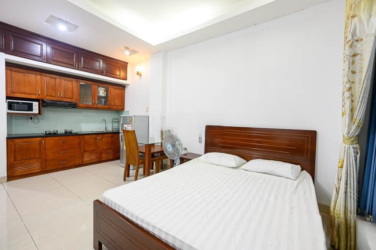 [:en]Fully furnished studio apartment in central of District 3[:vi]Căn hộ mini full nội thất rộng rãi đường Trương Định Q3[:]