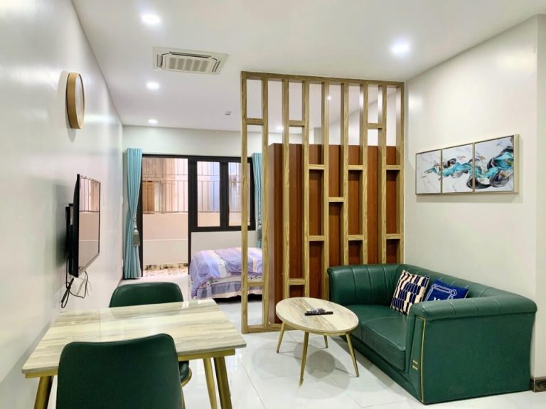 [:en]Fully furnished apartment for rent near the airport in Tan Binh District[:vi]Cho thuê căn hộ dịch vụ có máy giặt riêng Quận Tân Bình[:]