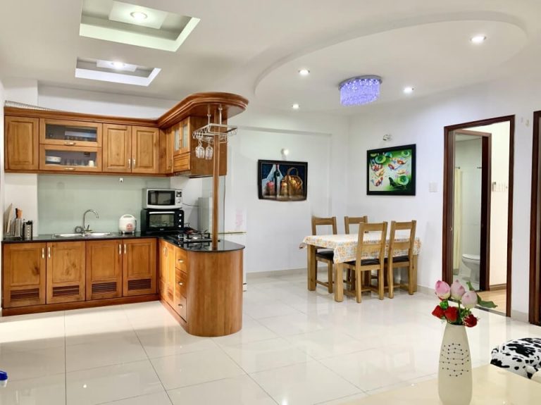 [:en]Modern and spacious serviced apartment for rent in District 1[:vi]Cho thuê căn hộ dịch vụ hiện đại và rộng rãi tại Lê Lai