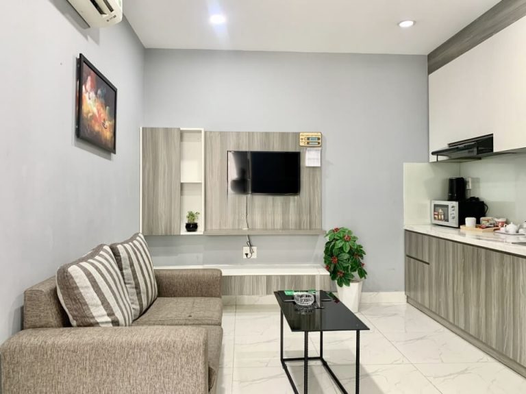 [:en]Bright and comfortable serviced apartment in Binh Thanh District[:vi]Căn hộ dịch vụ sáng sủa và tiện nghi tại Quận Bình Thạnh[:]