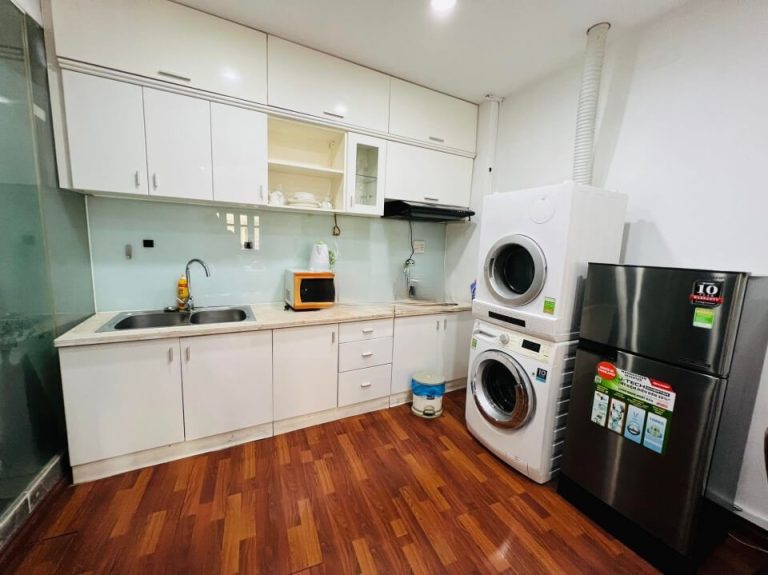 [:en]Studio apartment has washing and dryer machine in District 1[:vi]Căn hộ mini full nội thất gần chợ Tân Định và CV Lê Văn Tám Q1[:]