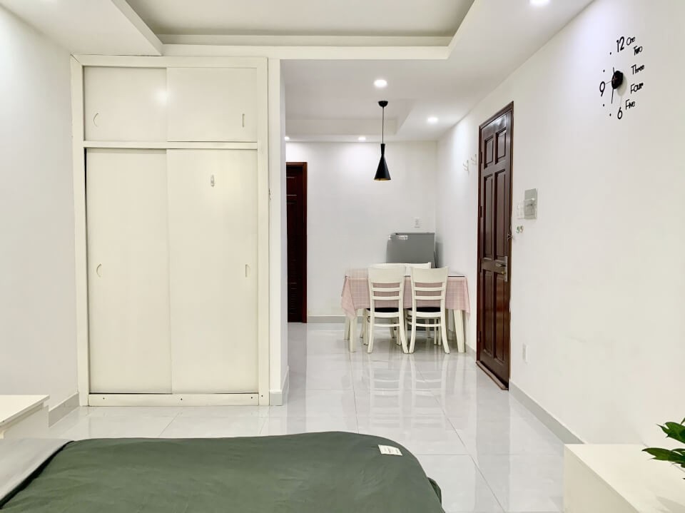 [:en]Fully furnished apartment with affordable price in District 1[:vi]Căn hộ đầy đủ nội thất với giá cả phải chăng tại Quận 1[:]