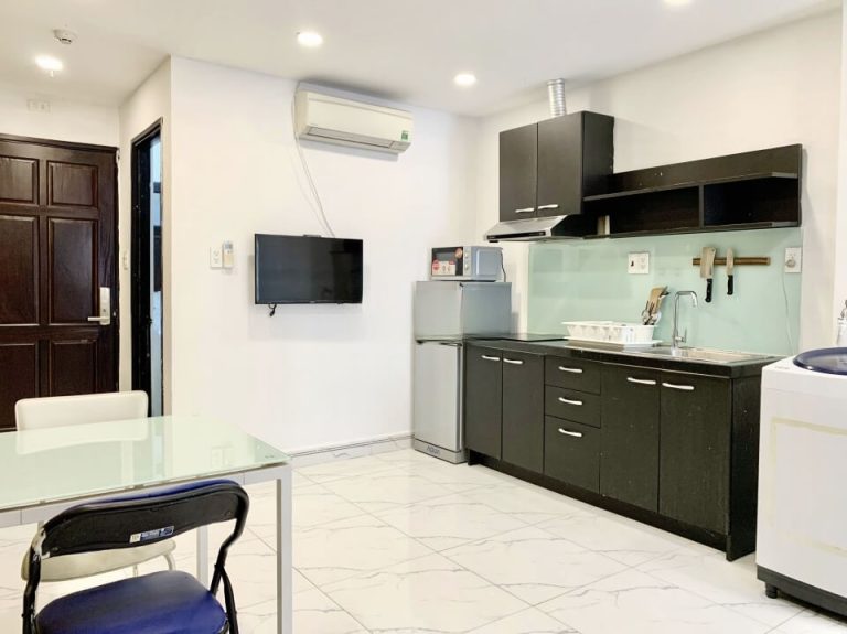 [:en]Serviced apartment near airport and Menas mall in Tan Binh District[:vi]Căn hộ dịch vụ gần sân bay và CV Gia Định tại Quận Tân Bình[:]