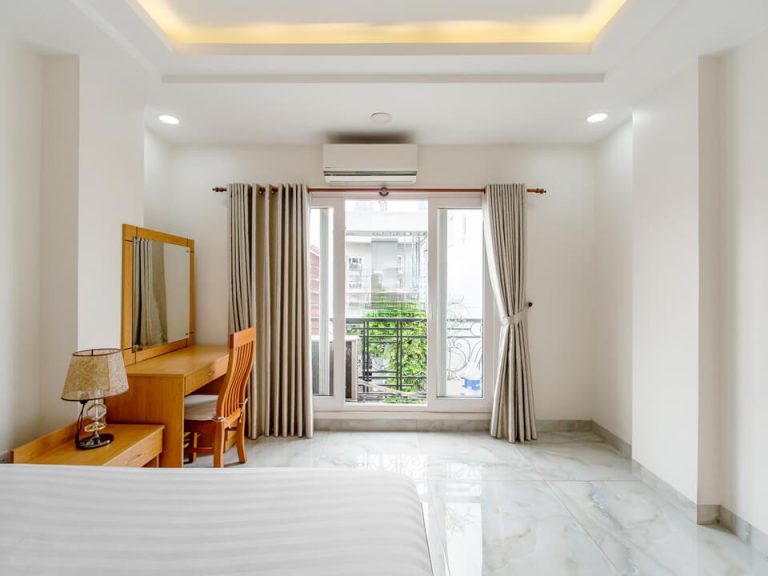 [:en]Nice apartment with big windows and private washing machine[:vi]1 Phòng ngủ riêng biệt có cửa sổ đón nắng