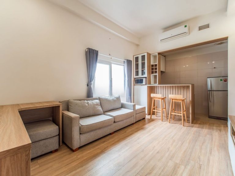 [:en]Nice apartment in Japanese-town and plenty of natural light[:vi]Căn hộ tại khu người Nhật