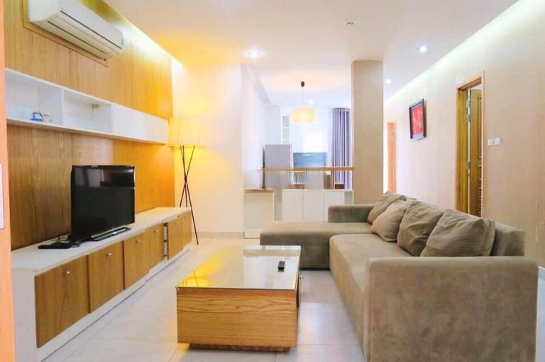 [:en]Spacious apartment has big balcony and pool in district 2[:vi]Cho thuê căn hộ full nội thất rộng rãi có hồ bơi tại Thảo Điền[:]